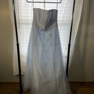 Elegant Strapless Light Blue Gown